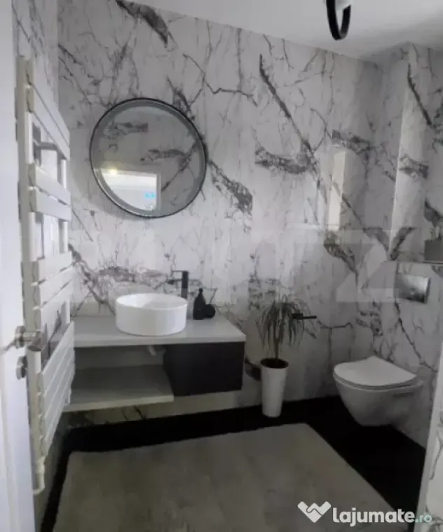 Casa de vanzare, 220 mp, zona Corunca