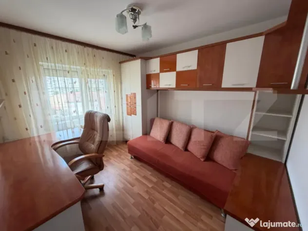 Apartament 3 camere, 2 bai, 2 balcoane, zona Decebal-Dacia
