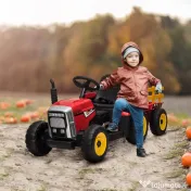 HOMCOM Tractor Electric pentru Copii cu Remorcă Detașabilă, Telecomandă și Lumini, pentru Copii 3-6 Ani, 136,5x50x52,5 cm, Roșu | Aosom Romania 