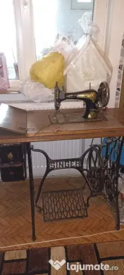 Masina de cusut antica singer