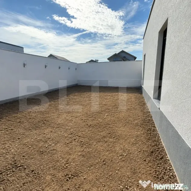Casa parter, 65 mp utili, 220 mp teren, zona Damila - Craiova (Dolj)