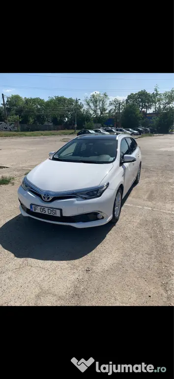 Vand Toyota Auris Hybrid