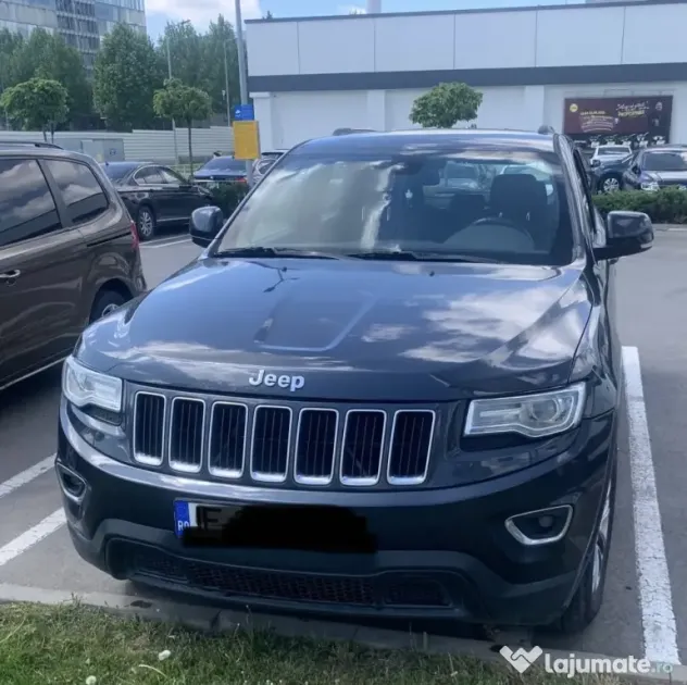 Vând jeep grand cherochee