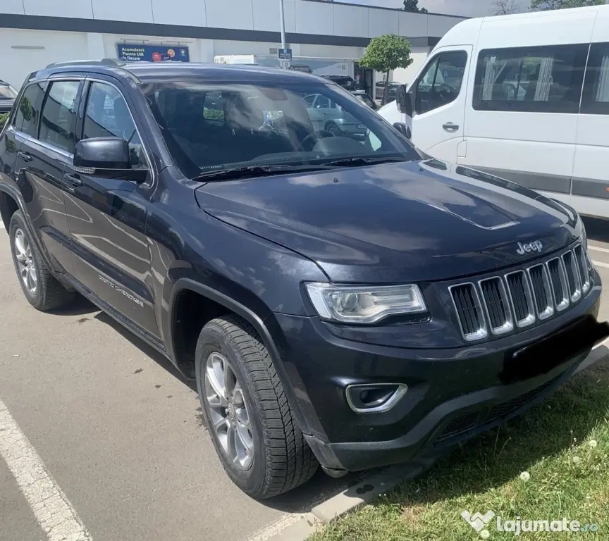 Vând jeep grand cherochee