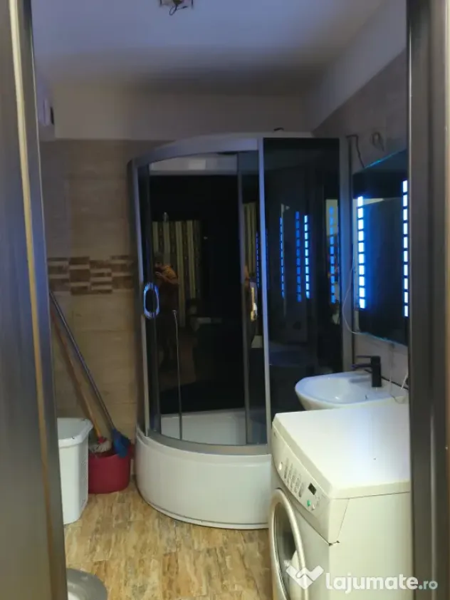 Apartament cu 2 camere demisol INALT