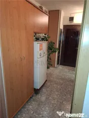 LUNEI - AP. 1 CAMERA - mobilat, utilat, etaj intermediar