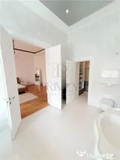 NEPTUN - 3 CAMERE - SPATIOAS - INALT - RENOVAT - 2 BAI - VIL