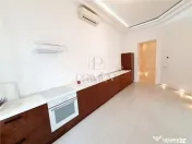 NEPTUN - 3 CAMERE - SPATIOAS - INALT - RENOVAT - 2 BAI - VIL