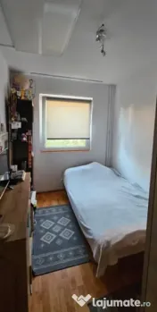 Apartament 3 camere | Semidecomandat | Zona Florilor 
