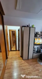 Apartament 3 camere | Semidecomandat | Zona Florilor 