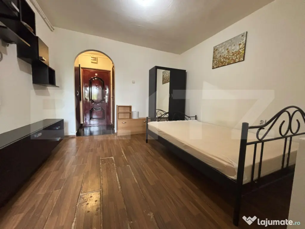 Garsonieră cochetă, etaj 2 | Centrală proprie | Balcon î