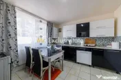 Casa la pret de garsoniera | Zona Lunca Argesului – Sce...