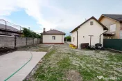 Casa + anexa în Com. Petresti, Sat Gherghesti - Dambovița 