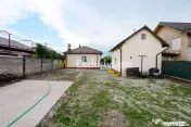 Casa + anexa în Com. Petresti, Sat Gherghesti - Dambovița 