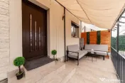 Casa tip duplex - Cartier Trivale - mobilată și utilat?... 