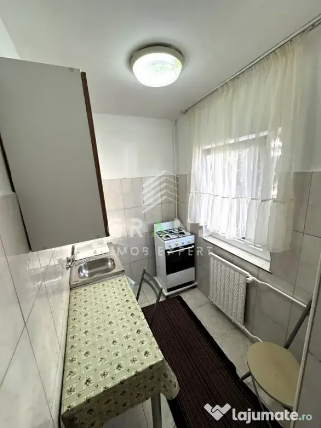 Garsonieră cu BALCON | 26 mp | UMF–Zorilor/P-ța Zorilor