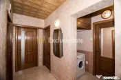 Inchiriere - Apartament 3 camere - Zona Centrala 