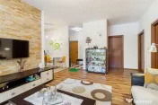 Apartament 3 camere la parter, cu gradina proprie, Otopeni 