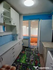 De inchiriez apartament 2 camere , Tiglina 1, 350 euro 