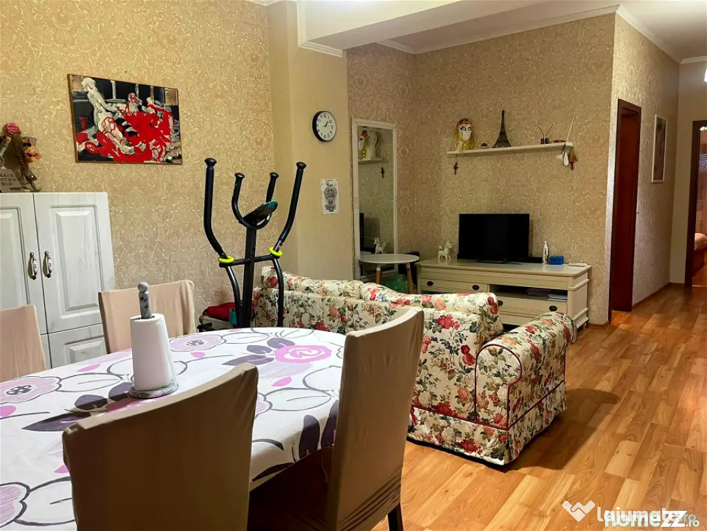 Apartament 3 camere, 80 mp, bloc nou - Craiova (Dolj)