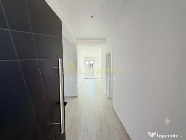 Casa individuala || srada asfaltata || teren 500 mp || stati