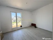 Casa individuala || srada asfaltata || teren 500 mp || stati