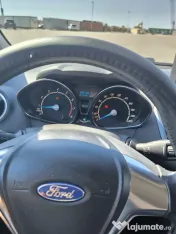 Se vinde Ford Fiesta 2016! 
