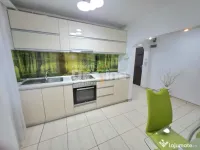 APARTAMENT 3 CAMERE SEMIDECOMANDAT MOBILAT