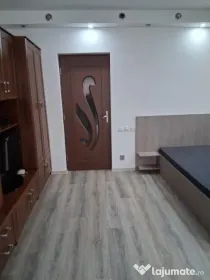 Dristor etaj 5 semidecomandat