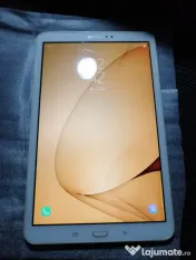 Tableta samsung SM-T585