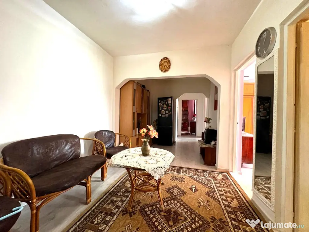 Apartament de vânzare