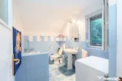 Casă de vacanță de vânzare în Drăganu, Argeș + ter...