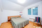 Casă de vacanță de vânzare în Drăganu, Argeș + ter...