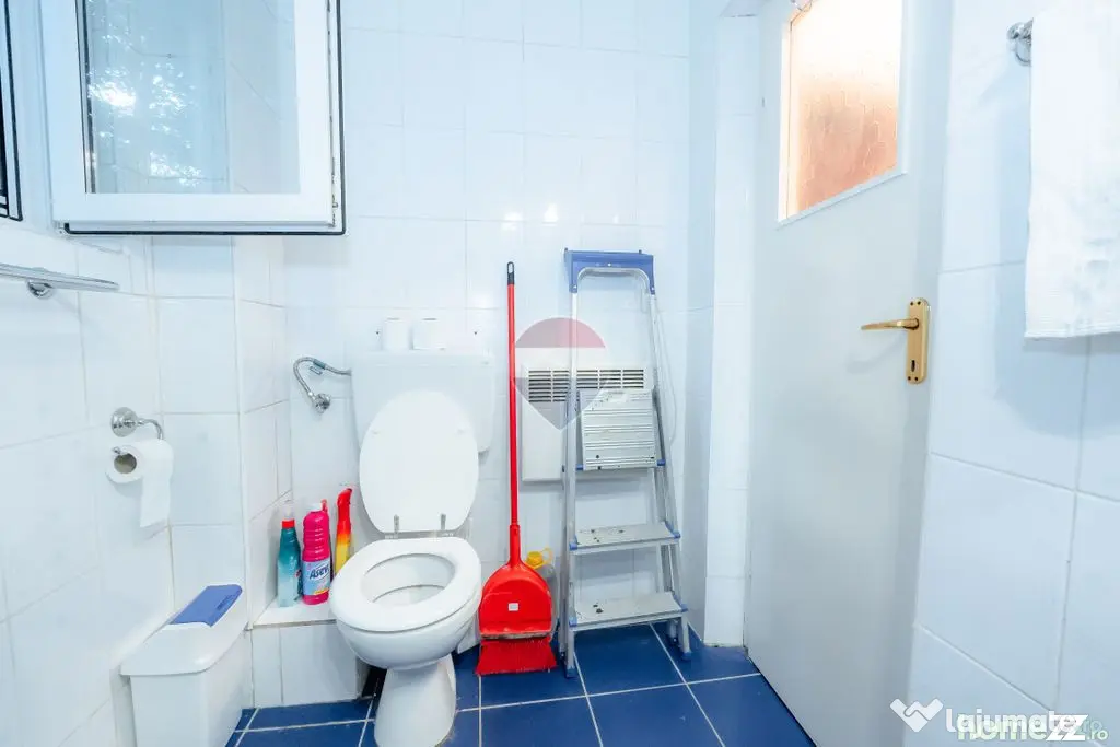 Casă de vacanță de vânzare în Drăganu, Argeș + ter...