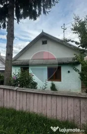 Casă / Vilă cu 3 camere de vânzare