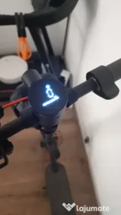Vând trotineta electrica Xiaomi