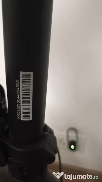 Vând trotineta electrica Xiaomi