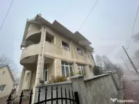 Casa individuala, 380 mp utili, pretabila pentru activitati
