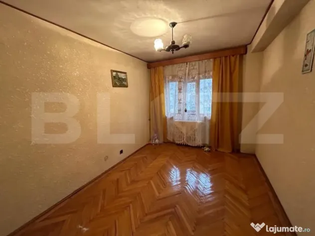 Casa individuala, 380 mp utili, pretabila pentru activitati