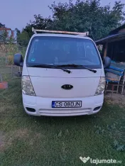 Vând autoutilitara Kia