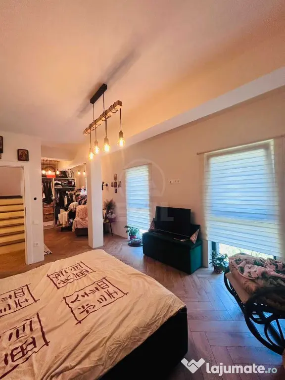 Duplex zona Tauti