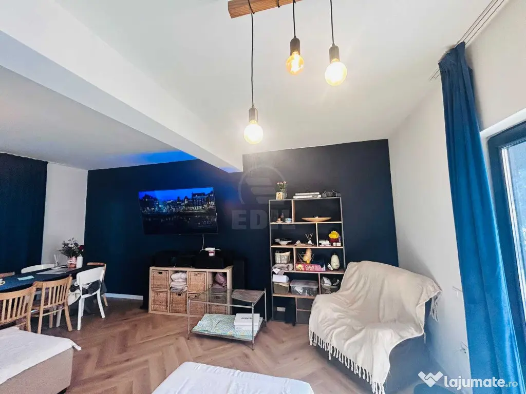 Duplex zona Tauti