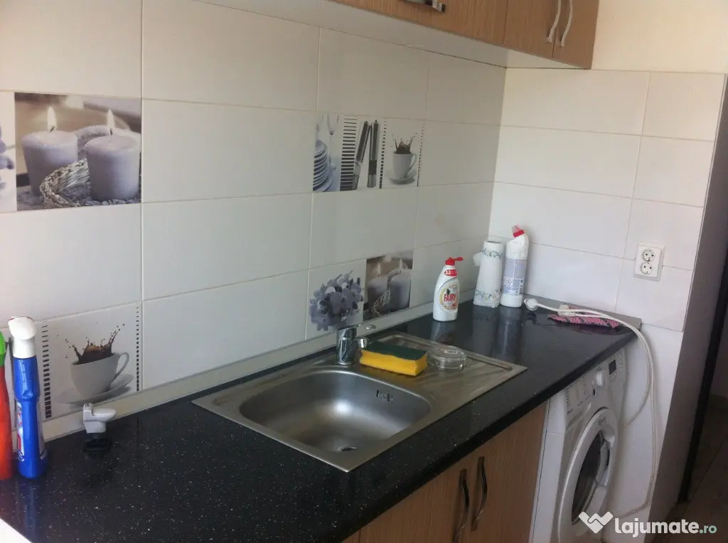 Apartament Cu 3 Camere Semidecomandate Etaj 2 George Enescu