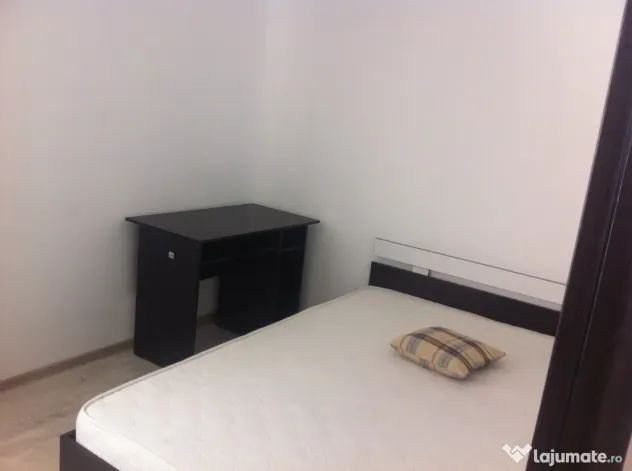 Apartament Cu 3 Camere Semidecomandate Etaj 2 George Enescu