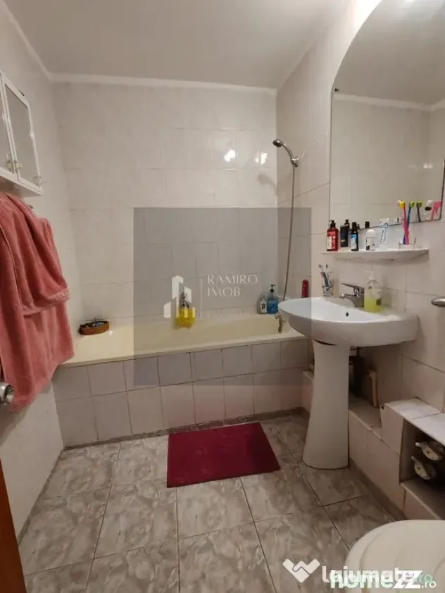 Apartament 4 camere, Sectorul 4/Izvorul Rece, 2 bai, 2 balcoane - Bucuresti (Bucuresti-Ilfov)