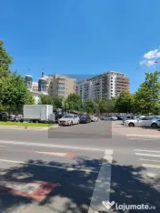 Apartament cu 3 camere, Auchan Titan/ 1 Dec 1918, DE RENOVAT 