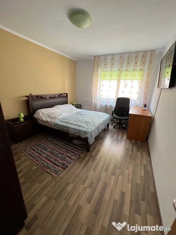Inchiriere Apartament 2 camere semidecomandat, 50 mp