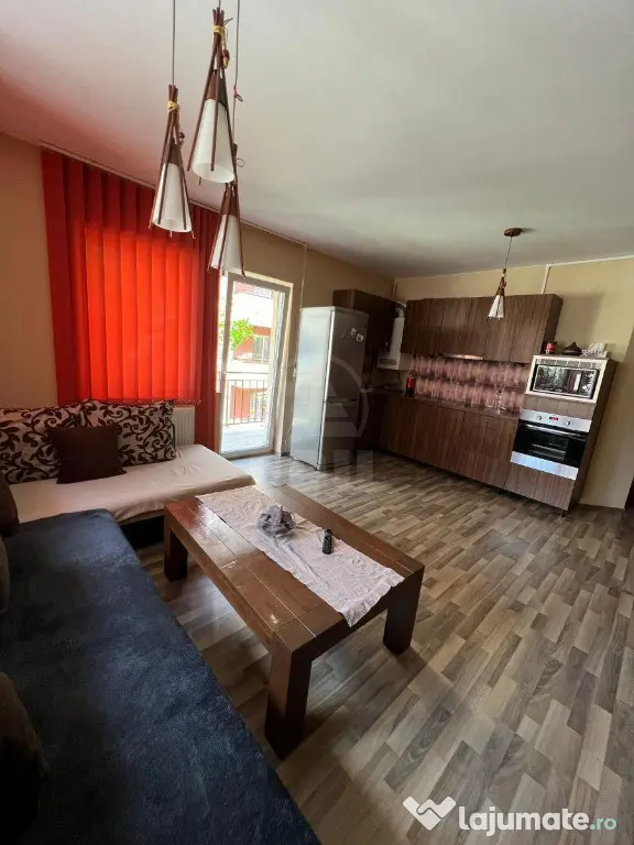 Inchiriere Apartament 2 camere semidecomandat, 50 mp
