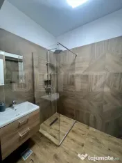 Apartament nou cu 2 camere, centrala si aer, zona Calea Seve 
