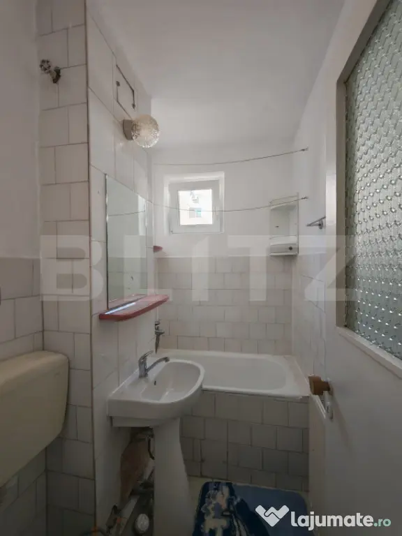 Apartament de inchiriat, 2 camere, zona Micro III